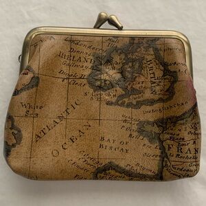 Patricia Nash Prairie Rose Leather Coin Purse. Used once. Perfect condition